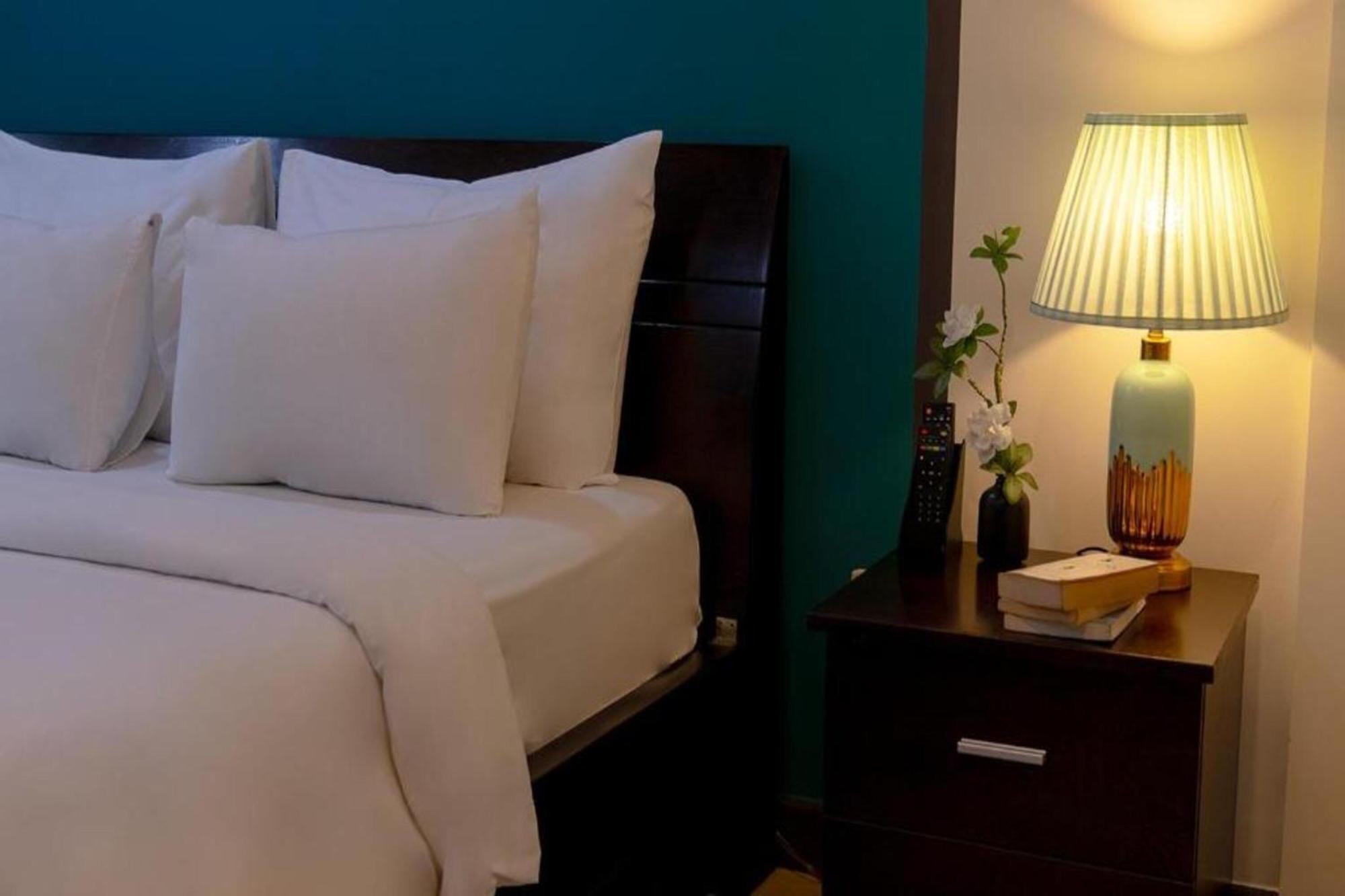 La Serena Boutique Hotel Хошимин Экстерьер фото