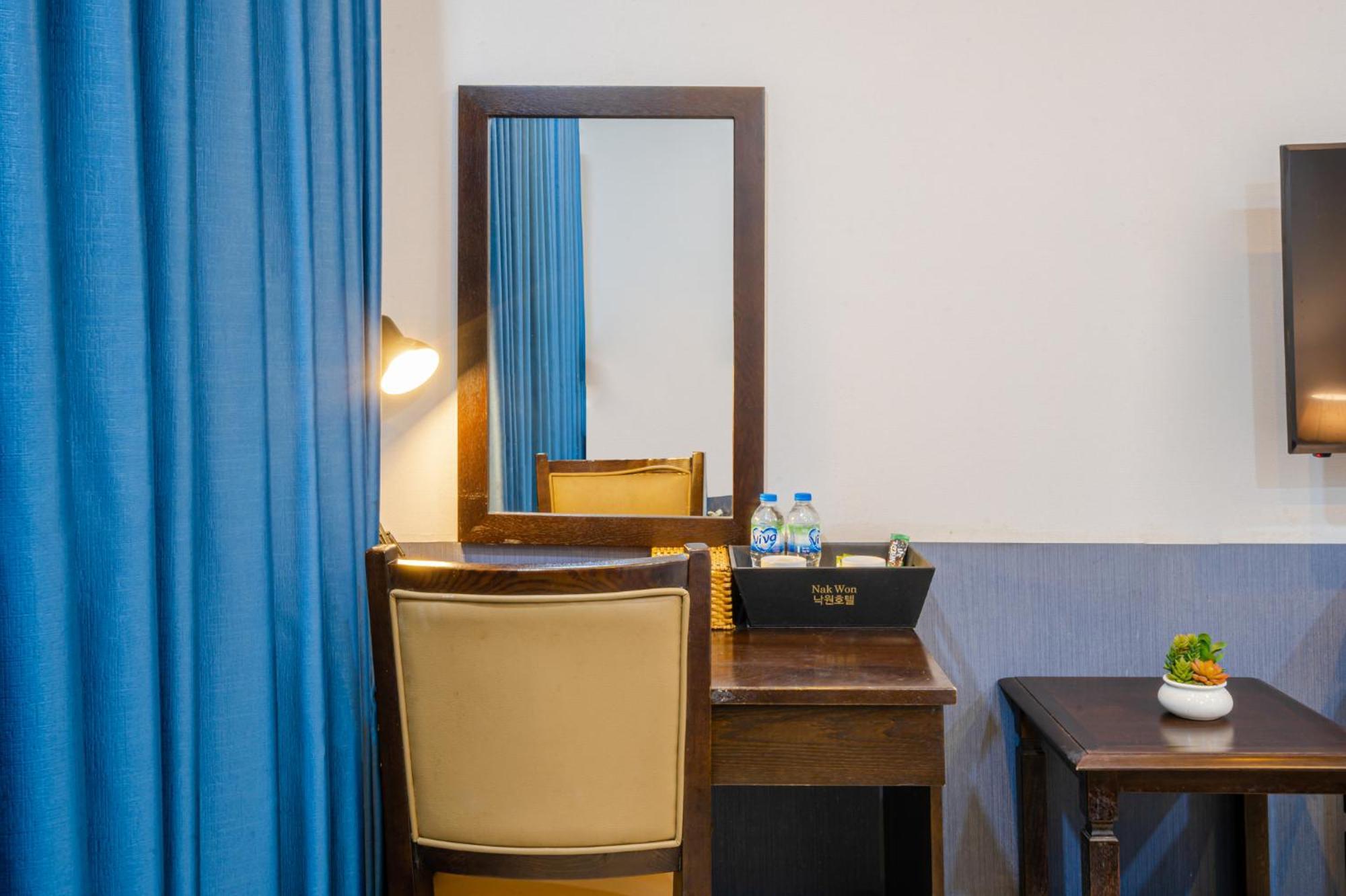 La Serena Boutique Hotel Хошимин Экстерьер фото